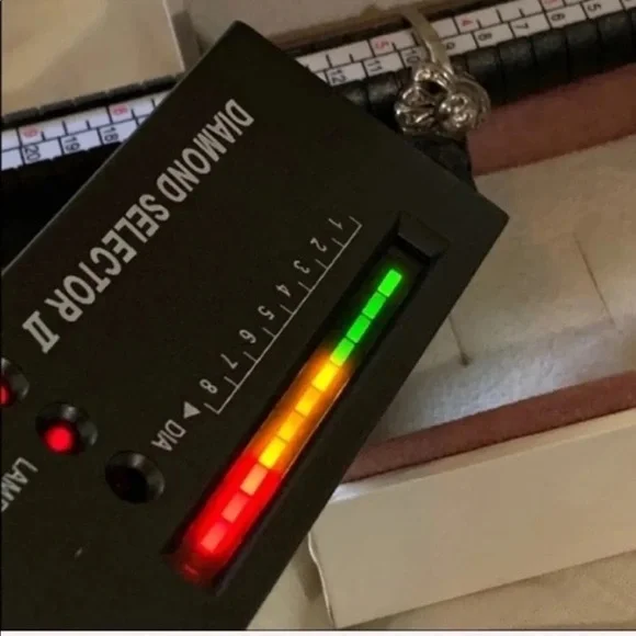 DIAMOND RING 4 1/2 Vintage - Picture 7 of 8